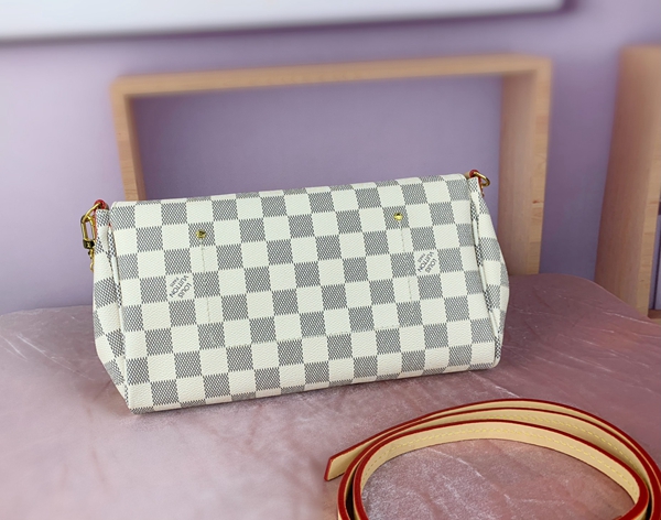 ルイヴィトンバッグ内部構造